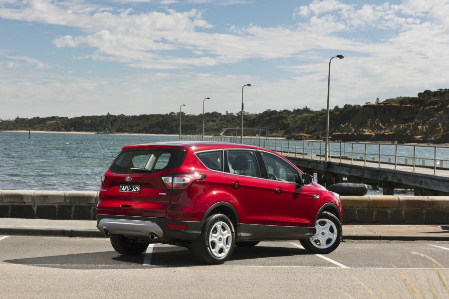  Ford Escape Ambinente 2016 года  (AU) (фото 11 из 14)